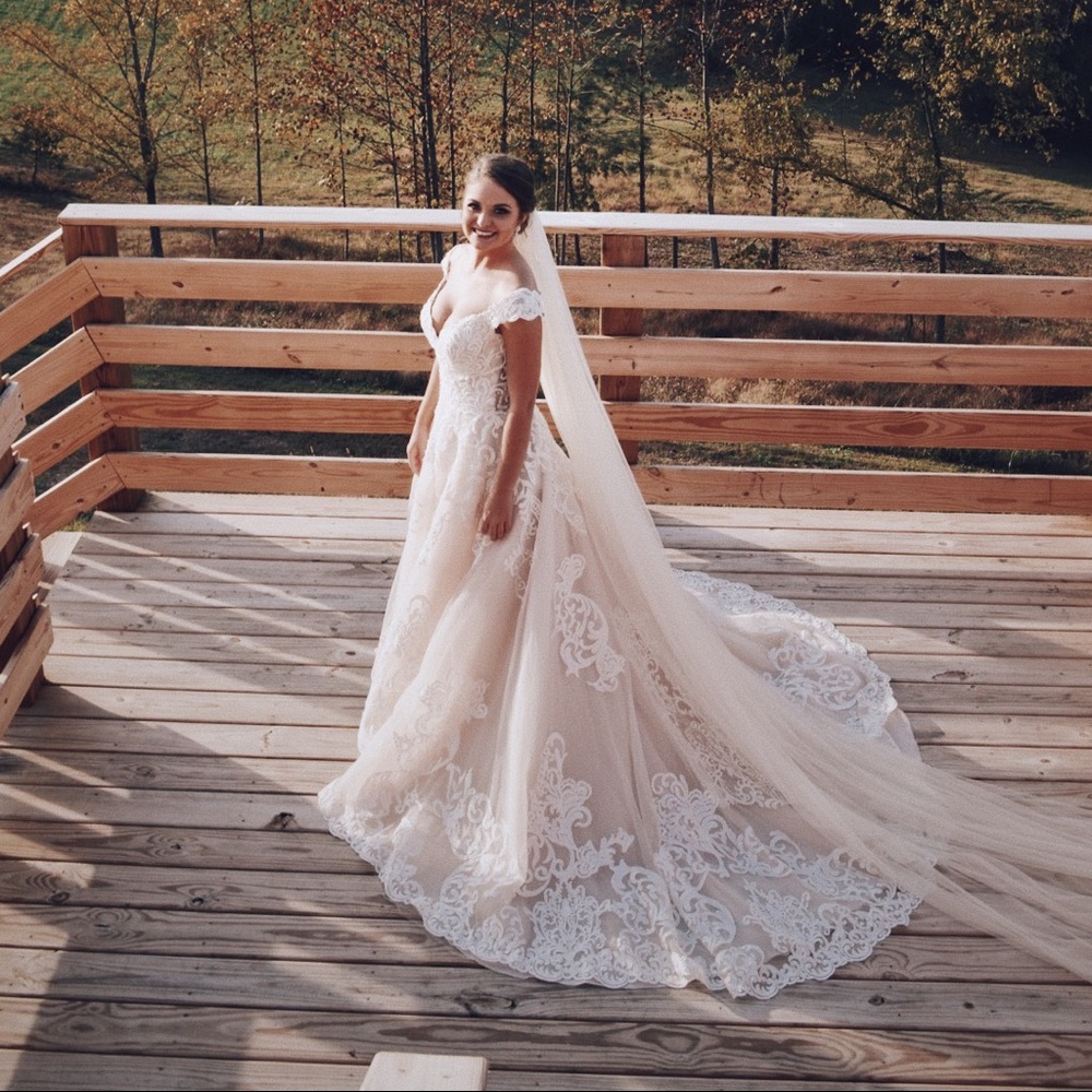 Lori Allure Couture Wedding Gown